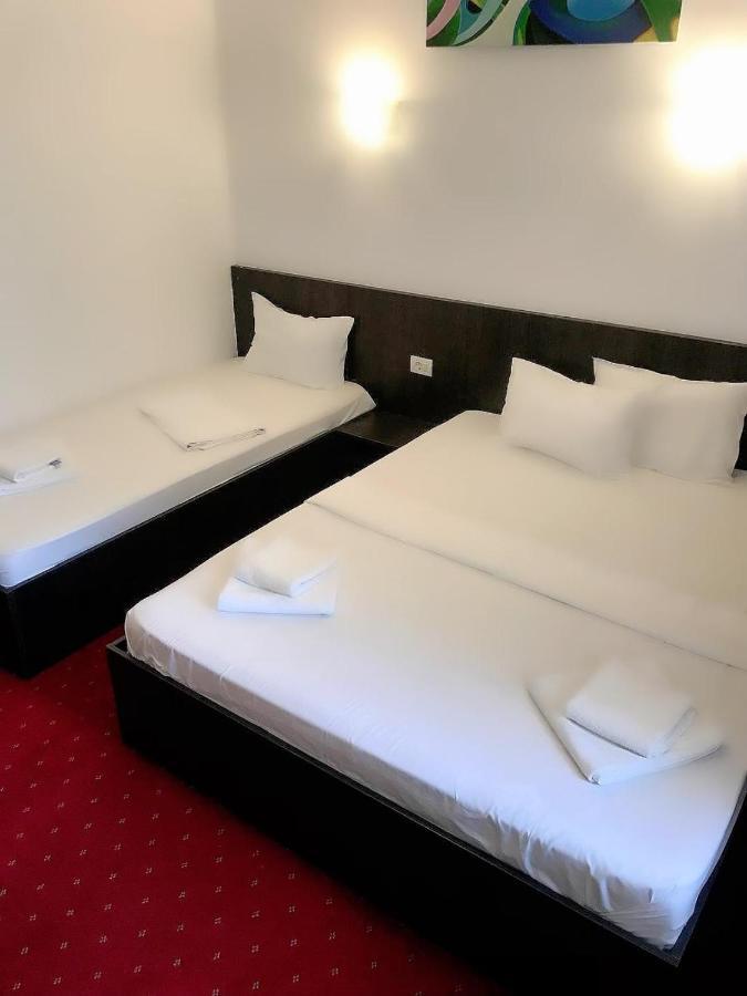 Casa On Hotel Năvodari Buitenkant foto